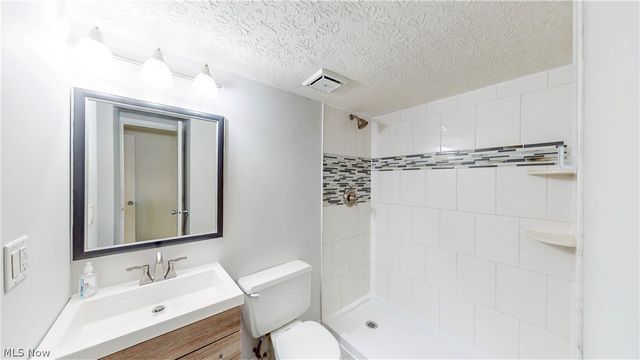 469 W Streetsboro Street C, Hudson, OH 44236