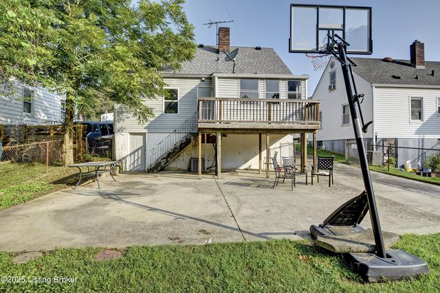 1540 McKay Ave, Louisville, KY 40213