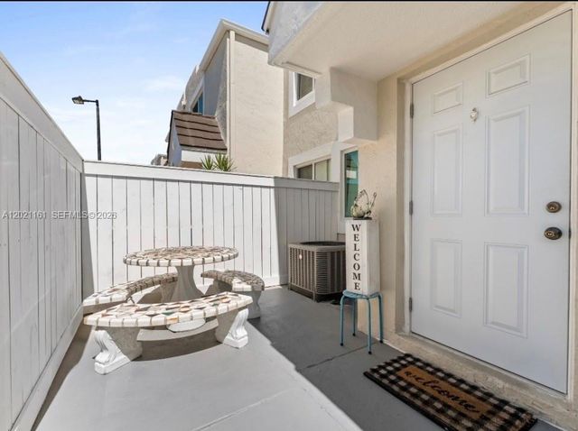 4550 SW 68th Ct Cir 51-8, Miami, FL 33155