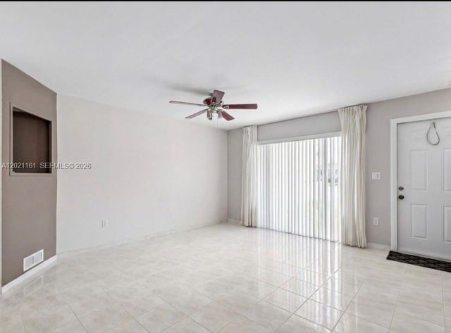 4550 SW 68th Ct Cir 51-8, Miami, FL 33155