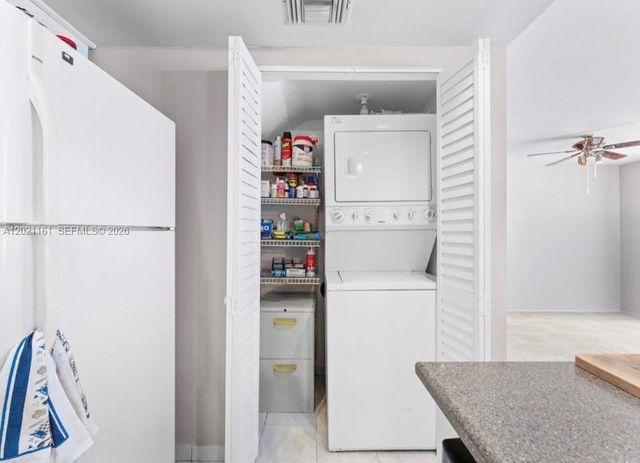 4550 SW 68th Ct Cir 51-8, Miami, FL 33155