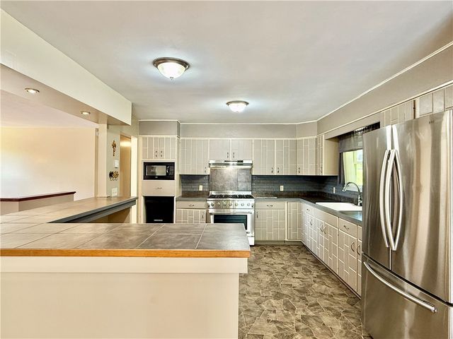 130 Hillside Drive, Oneonta, NY 13820