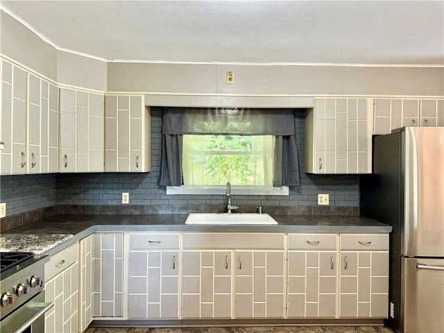 130 Hillside Drive, Oneonta, NY 13820