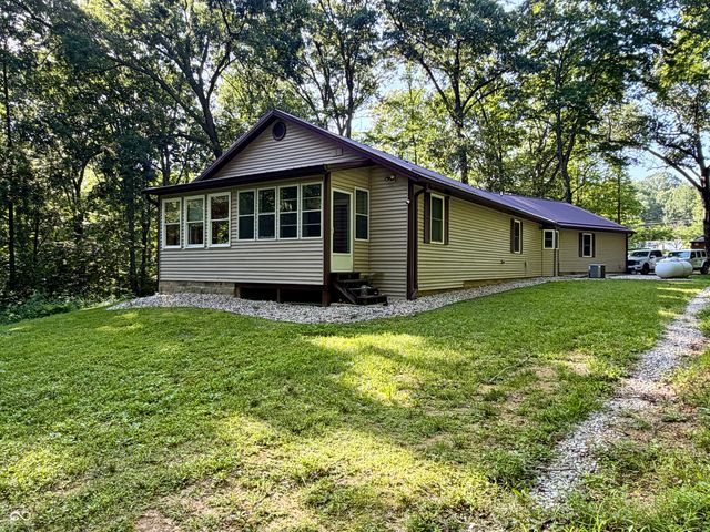 5820 E Robinson Road, Bloomington, IN 47408