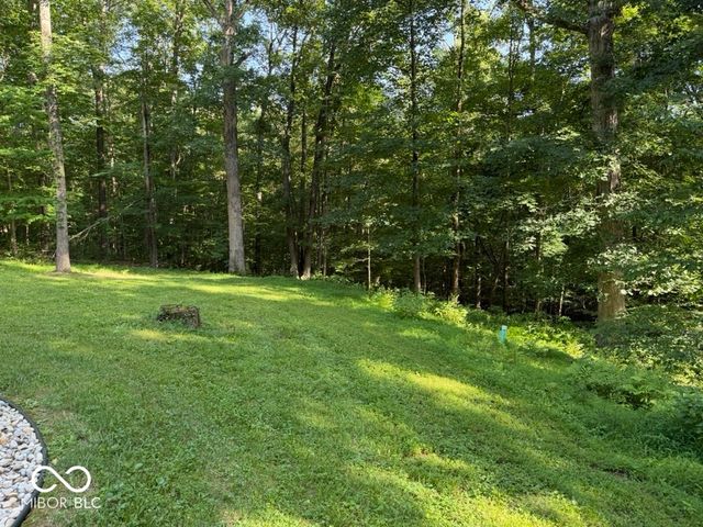 5820 E Robinson Road, Bloomington, IN 47408