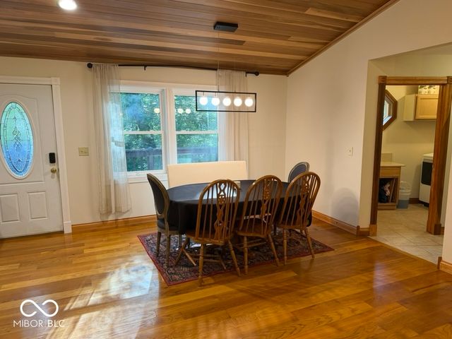 5820 E Robinson Road, Bloomington, IN 47408