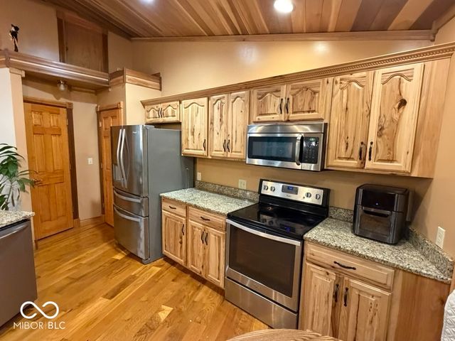5820 E Robinson Road, Bloomington, IN 47408