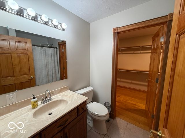 5820 E Robinson Road, Bloomington, IN 47408