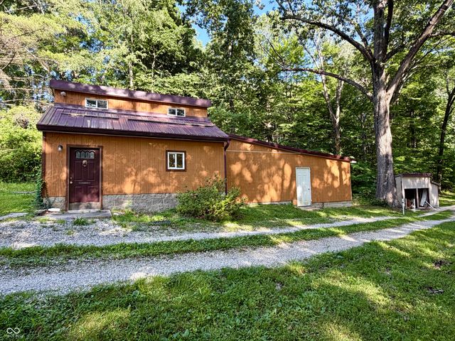 5820 E Robinson Road, Bloomington, IN 47408