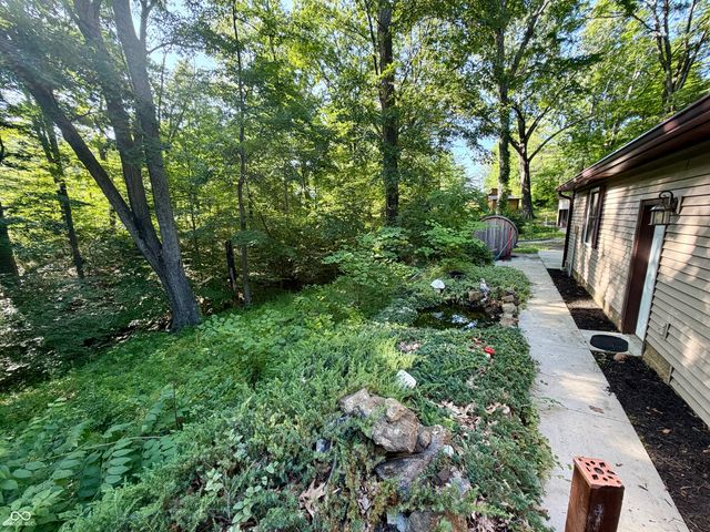 5820 E Robinson Road, Bloomington, IN 47408