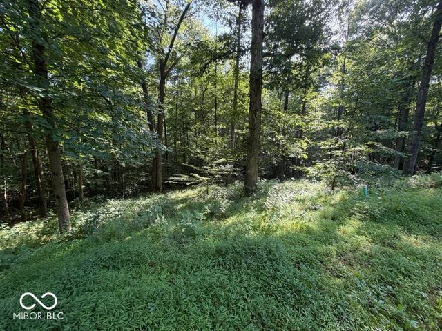 5820 E Robinson Road, Bloomington, IN 47408