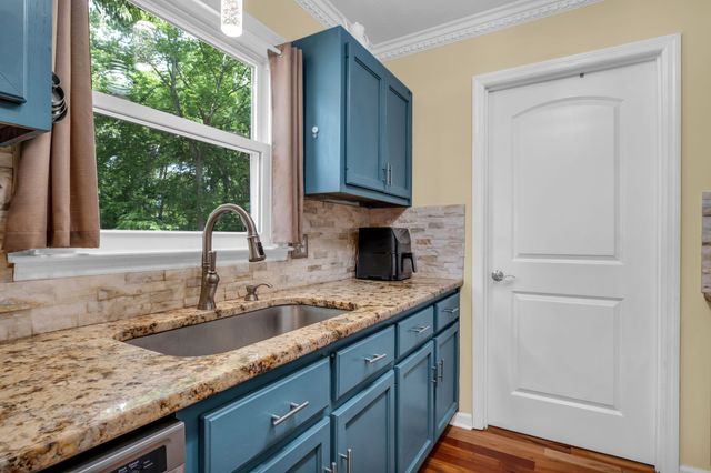 2017 Shawnee Ln, Greenbrier, TN 37073