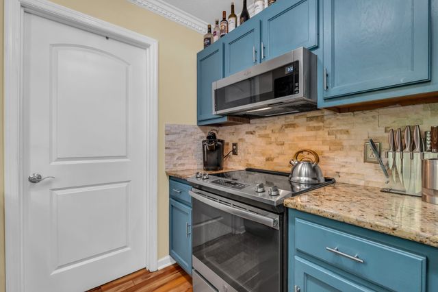2017 Shawnee Ln, Greenbrier, TN 37073