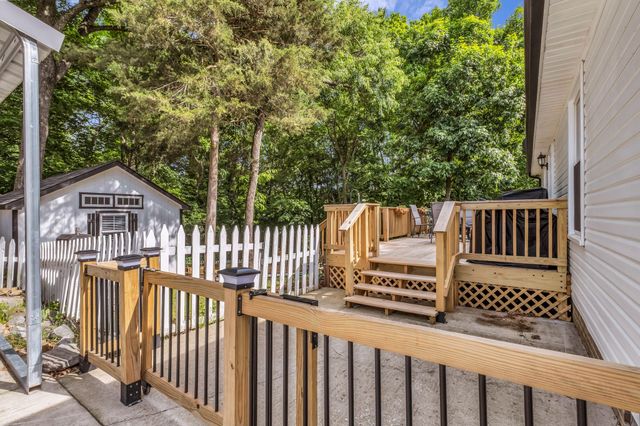 2017 Shawnee Ln, Greenbrier, TN 37073
