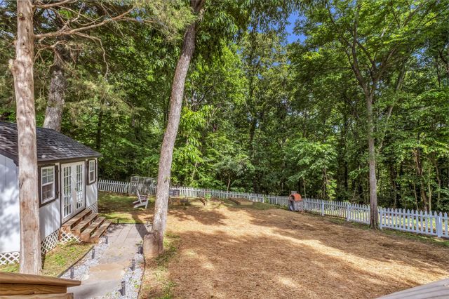 2017 Shawnee Ln, Greenbrier, TN 37073