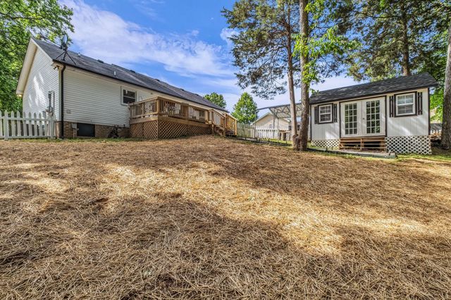 2017 Shawnee Ln, Greenbrier, TN 37073