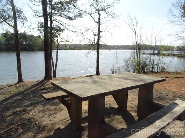 453 Riverview Lane, Lexington, NC 27292