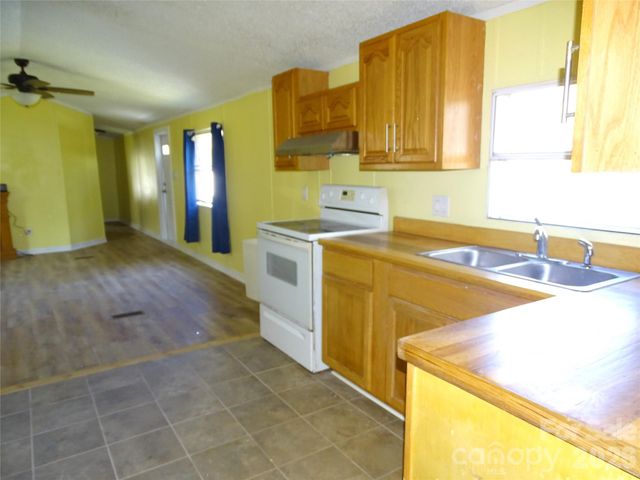 453 Riverview Lane, Lexington, NC 27292