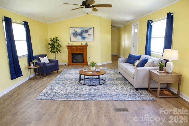 453 Riverview Lane, Lexington, NC 27292