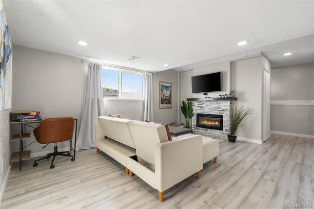 7652 Granada Road, Denver, CO 80221