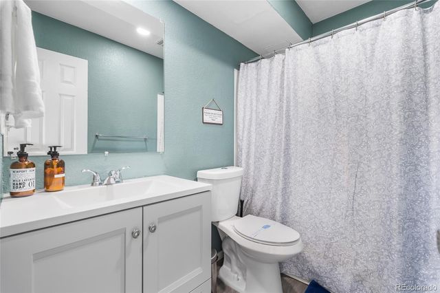 7652 Granada Road, Denver, CO 80221