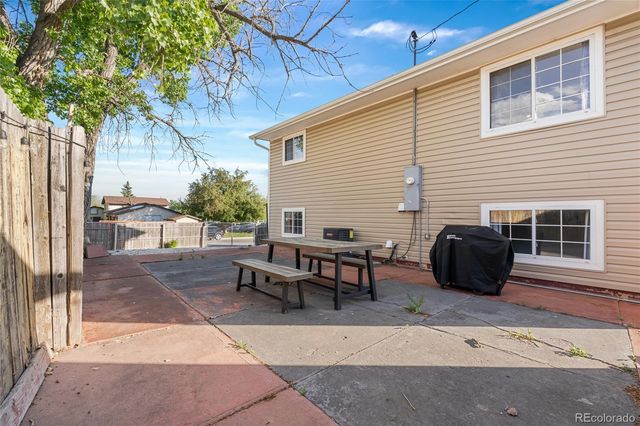 7652 Granada Road, Denver, CO 80221