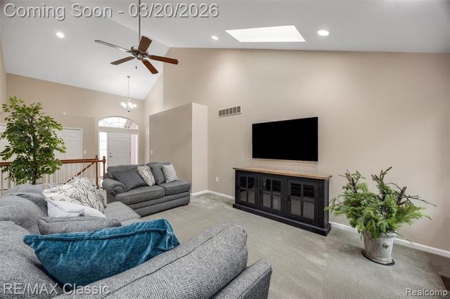 40548 Lenox Park Drive, Novi, MI 48377