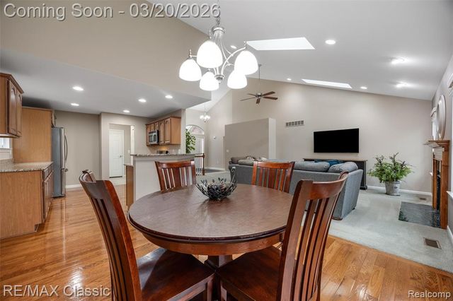 40548 Lenox Park Drive, Novi, MI 48377