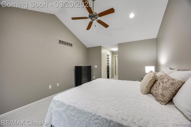 40548 Lenox Park Drive, Novi, MI 48377