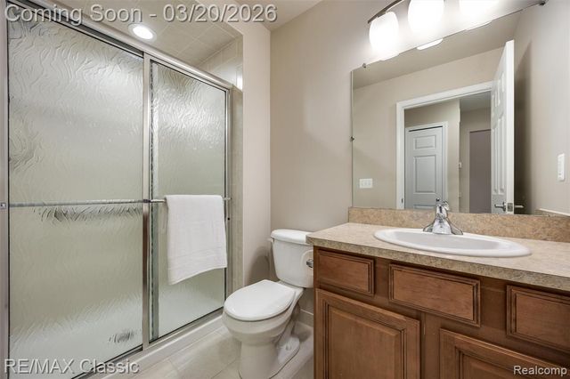 40548 Lenox Park Drive, Novi, MI 48377