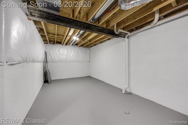 40548 Lenox Park Drive, Novi, MI 48377