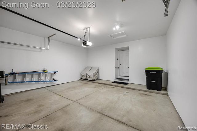 40548 Lenox Park Drive, Novi, MI 48377