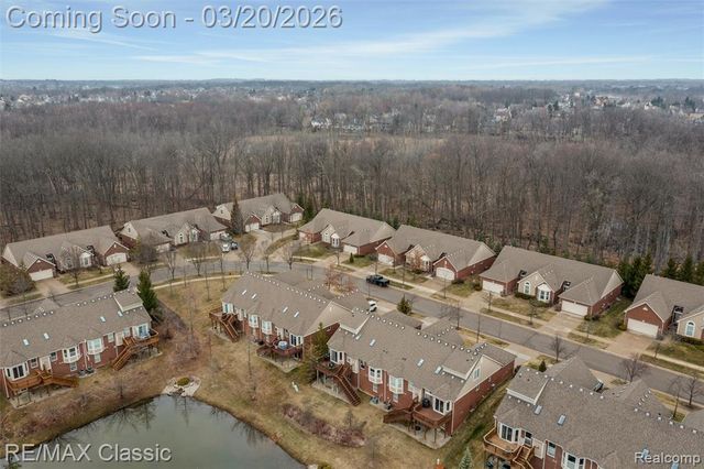 40548 Lenox Park Drive, Novi, MI 48377