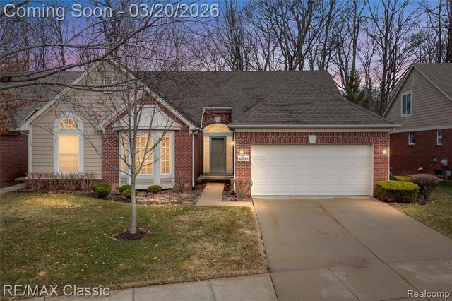 40548 Lenox Park Drive, Novi, MI 48377