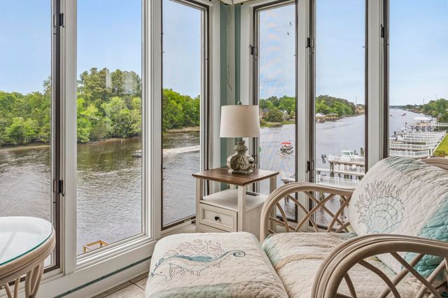 214 Landing Rd Apt I, North Myrtle Beach, SC 29582