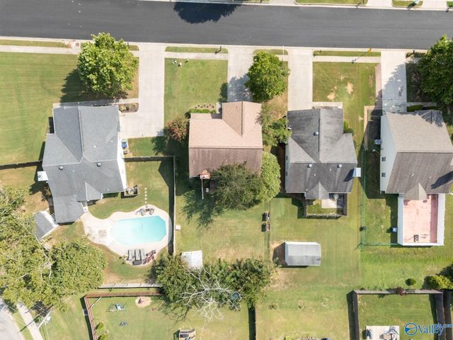 2410 Quail Ridge Lane SW, Huntsville, AL 35803