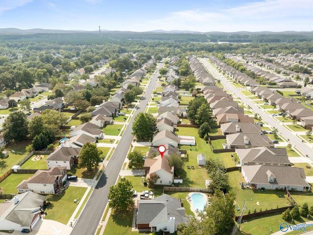 2410 Quail Ridge Lane SW, Huntsville, AL 35803