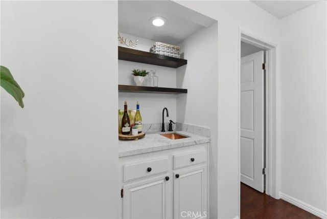8180 Manitoba 330, Playa Del Rey, CA 90293