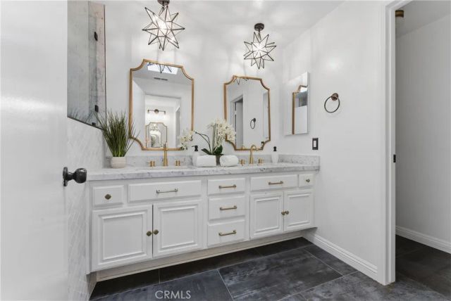 8180 Manitoba 330, Playa Del Rey, CA 90293