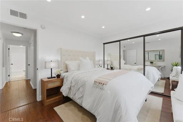 8180 Manitoba 330, Playa Del Rey, CA 90293