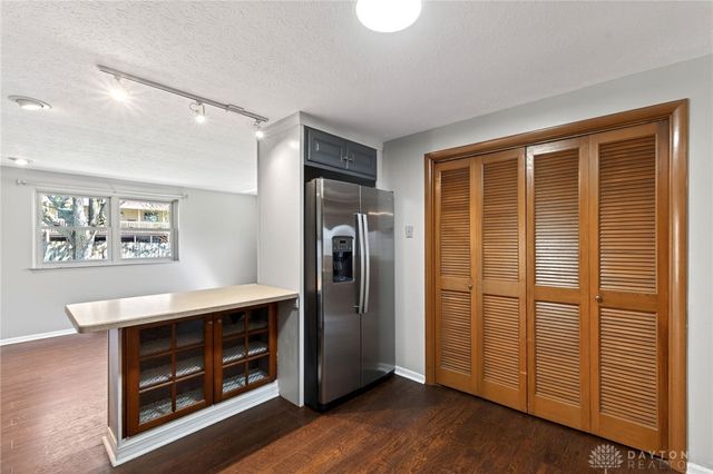 549 E Alkaline Springs Road, Vandalia, OH 45377