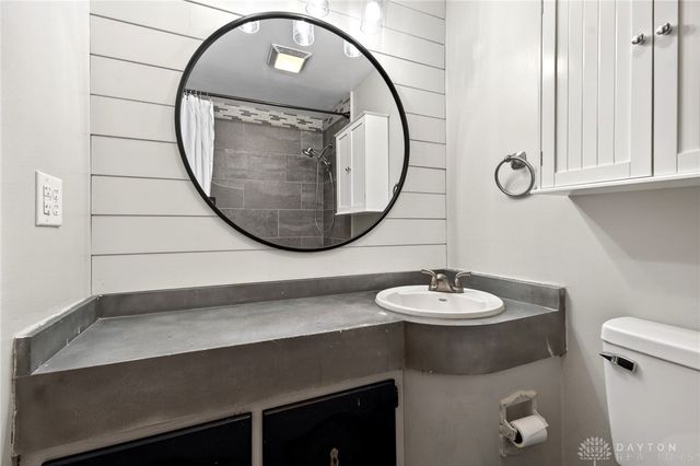 549 E Alkaline Springs Road, Vandalia, OH 45377