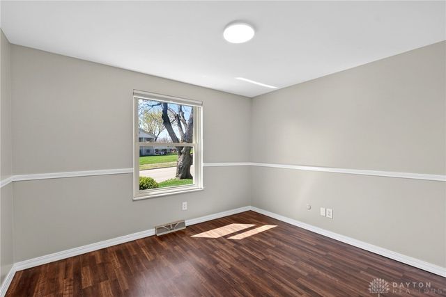 549 E Alkaline Springs Road, Vandalia, OH 45377