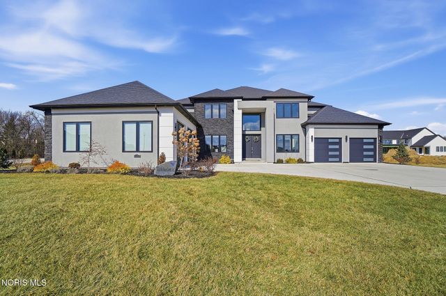 1125 Hunting Creek Drive, Perrysburg, OH 43551