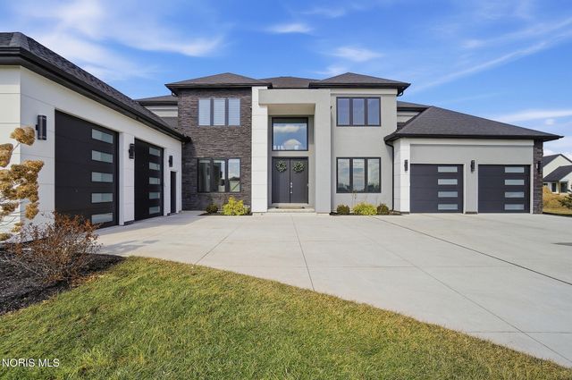 1125 Hunting Creek Drive, Perrysburg, OH 43551