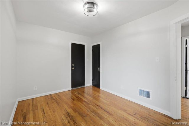 15162 Faust Avenue, Detroit, MI 48223