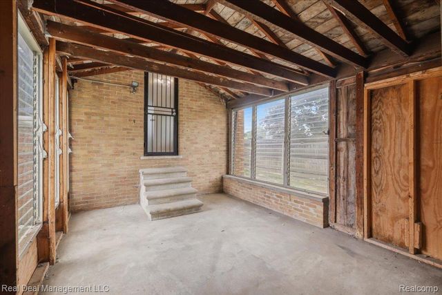 15162 Faust Avenue, Detroit, MI 48223