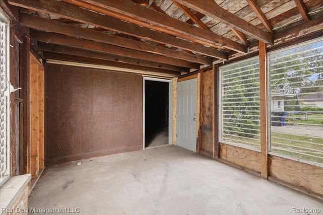 15162 Faust Avenue, Detroit, MI 48223