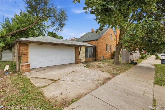 15162 Faust Avenue, Detroit, MI 48223