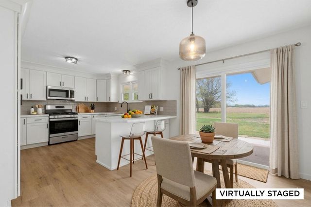 1418 N Meridian Rd, Peck, KS 67120